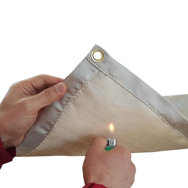Tappetino per Barbecue Ignifug - Camping Cooking Mat recensione e prezzo