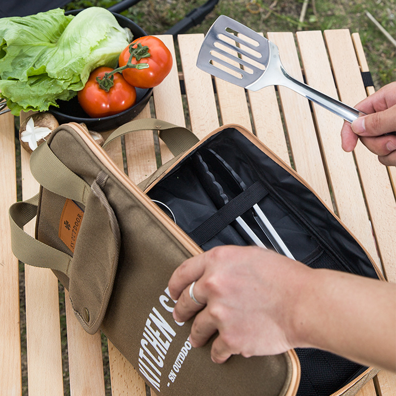 Set da Cucina da Campeggio 8 P - Camping Cooking Survival recensione e prezzo