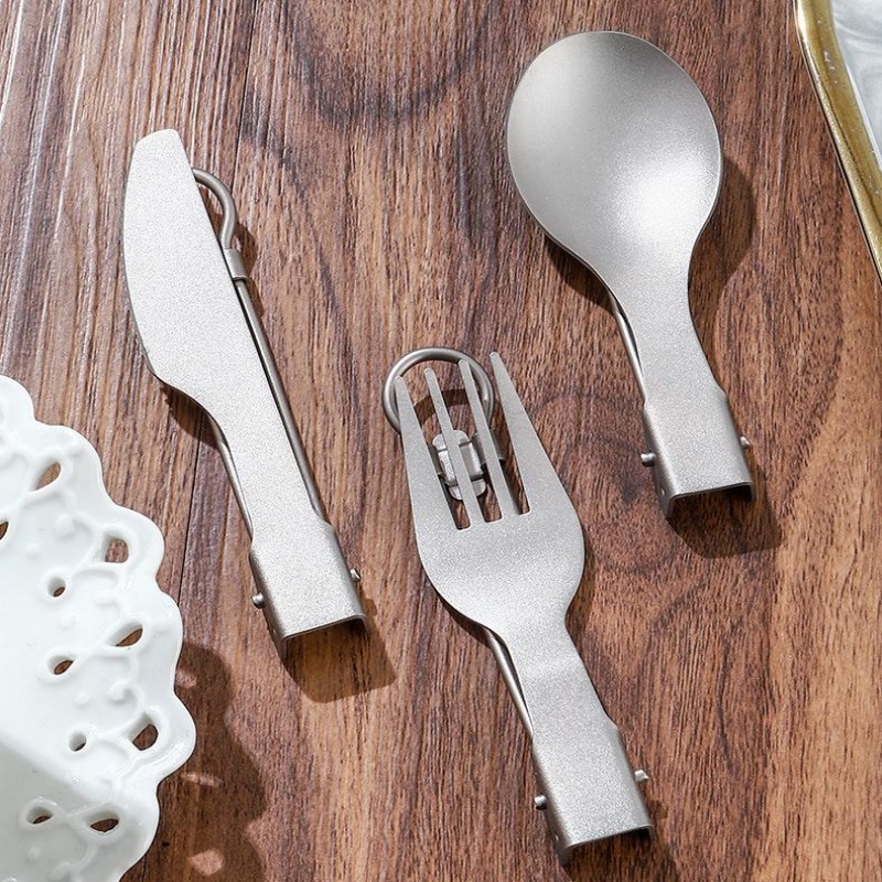 Set di Posate Pieghevoli in Ti - Camping Cooking Survival recensione e prezzo